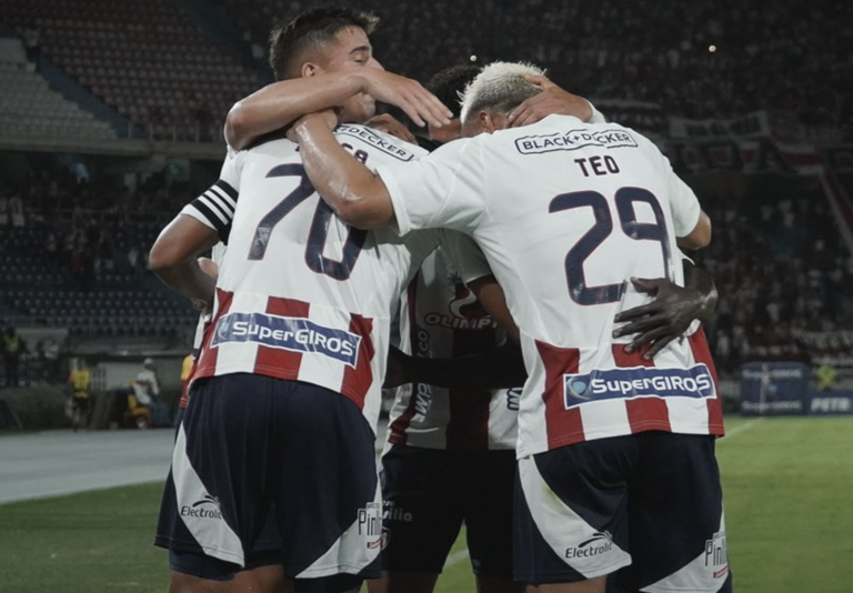 Junior venció al Medellín y es colíder de la Liga
